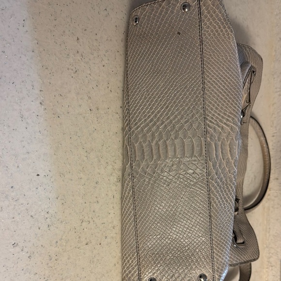 Michael Kors Tan Leather Handbag - Picture 9 of 12